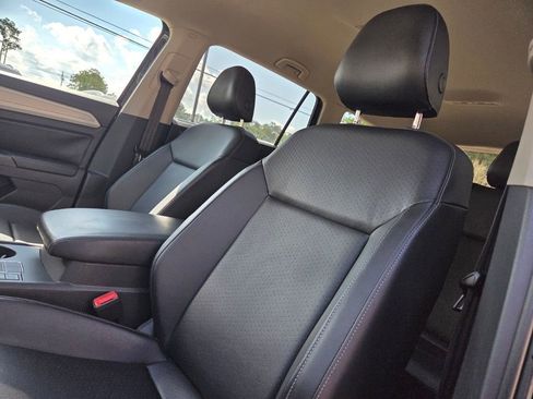 Used 2018 Volkswagen Atlas SE FWD image 11