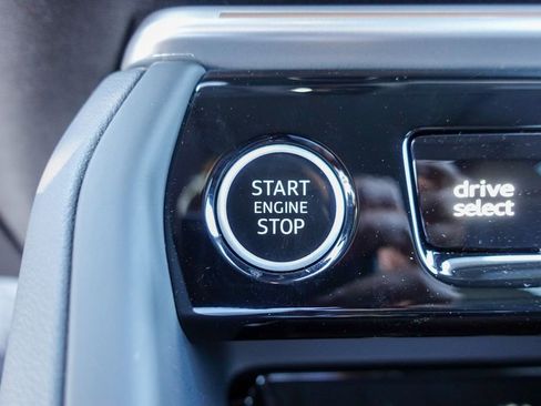 New 2025 Audi Q5 Prestige image 18