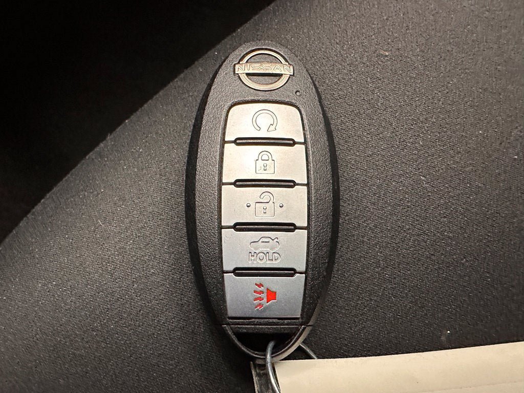 Used 2025 Nissan Altima 2.5 SV FWD image 23