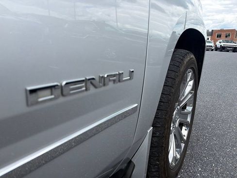 Certified 2018 GMC Yukon XL Denali w/ Open Road Package AWD/4WD image 9