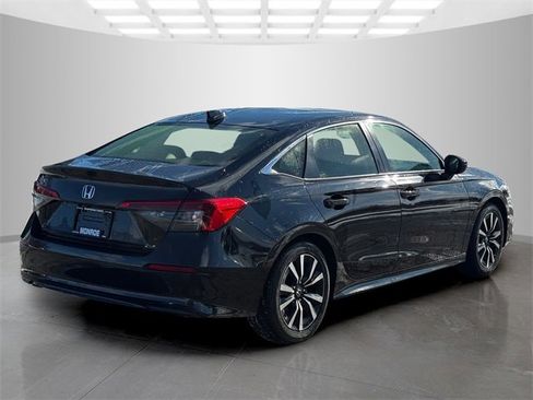 Used 2022 Honda Civic EX image 7