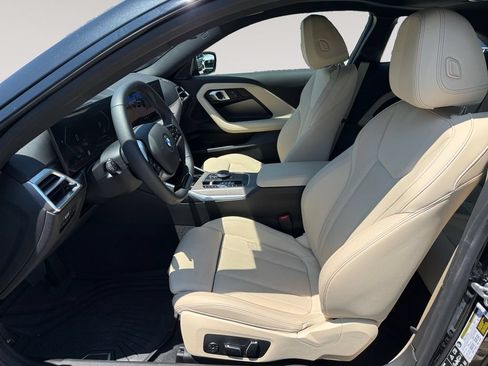 Used 2025 BMW 230i xDrive Coupe w/ Convenience Package AWD/4WD image 9