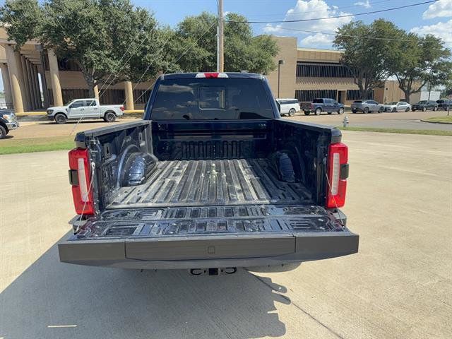 Used 2023 Ford F250 XLT w/ XLT Premium Package AWD/4WD image 6