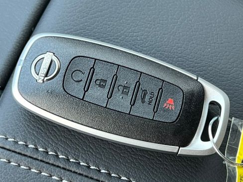 New 2025 Nissan Murano SL image 30