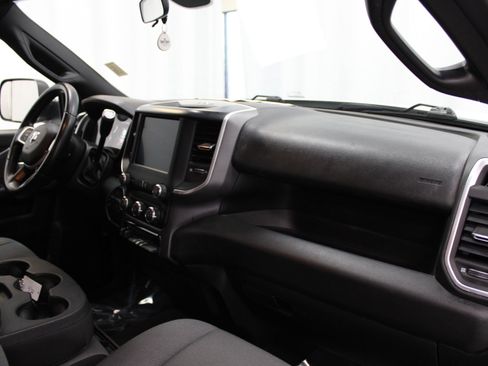 Used 2022 RAM 2500 Big Horn AWD/4WD image 26