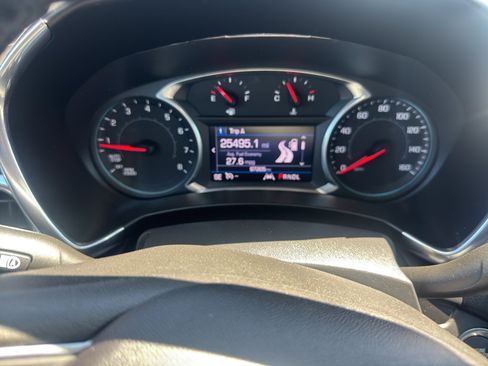 Used 2020 Chevrolet Equinox LT AWD/4WD image 14