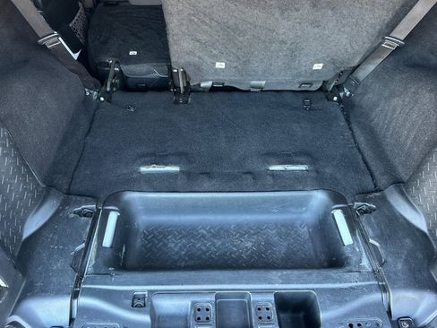 Used 2017 Jeep Wrangler Unlimited Sport image 15