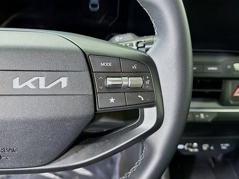 Certified 2025 Kia K4 EX FWD image 23