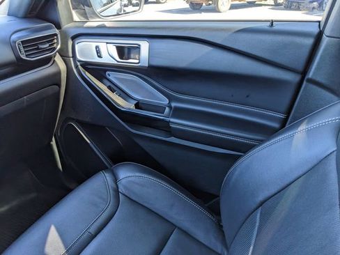 Used 2021 Ford Explorer ST w/ Equipment Group 401A image 18
