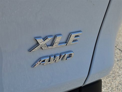 New 2025 Toyota RAV4 XLE image 4