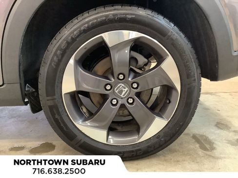 Used 2018 Honda HR-V EX image 21