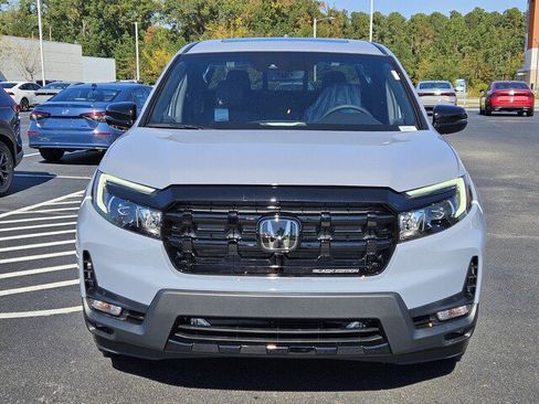 New 2026 Honda Ridgeline Black Edition image 2