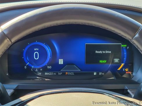 Used 2022 Ford Explorer Platinum image 20