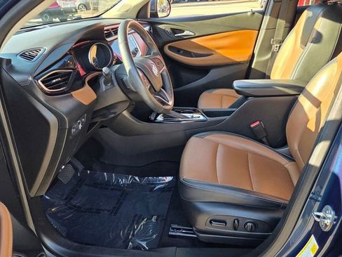 Used 2021 Buick Encore GX Essence w/ Experience Buick Package image 9