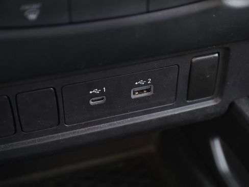 Used 2022 Nissan Frontier S RWD image 19