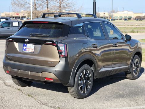 New 2026 Nissan Kicks SV w/ Cold Weather Package AWD/4WD image 3