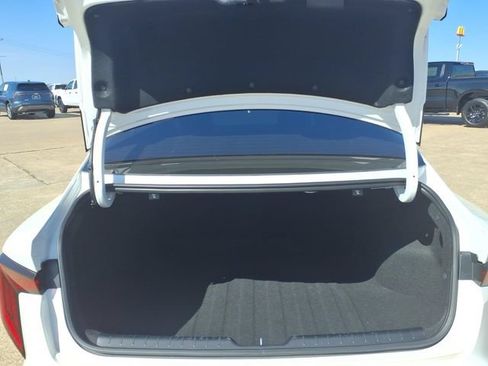 Used 2025 Kia K4 GT-Line w/ GT-Line Premium Package FWD image 8