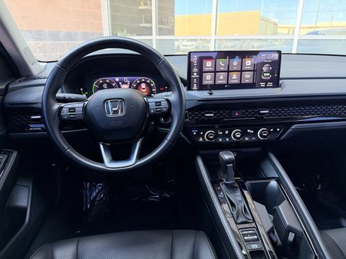 Used 2024 Honda Accord Touring image 16