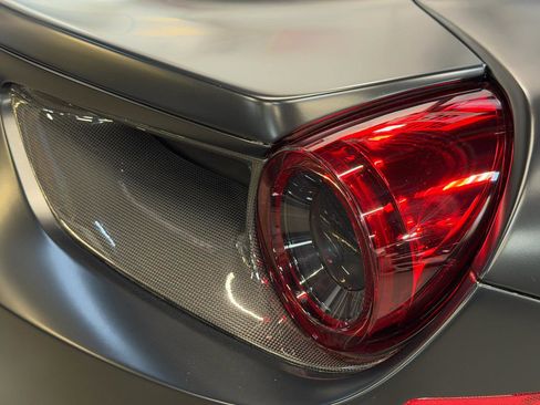 Used 2018 Ferrari 488 GTB image 15