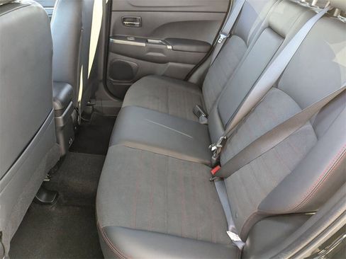 Used 2025 Mitsubishi Outlander Sport SE image 30