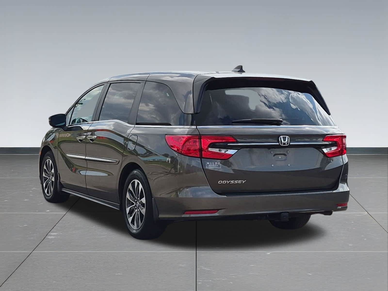 Certified 2023 Honda Odyssey EX-L image 4