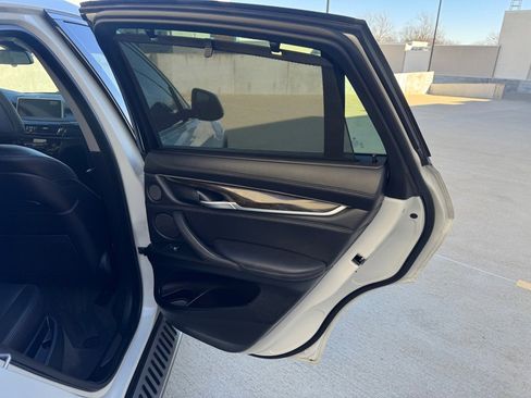 Used 2015 BMW X6 xDrive50i image 27