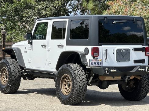 Used 2017 Jeep Wrangler Unlimited Sport AWD/4WD image 6