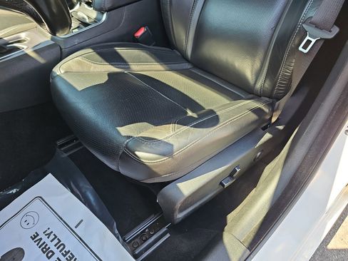 Used 2021 Dodge Charger SXT w/ Leather Interior Group RWD image 30