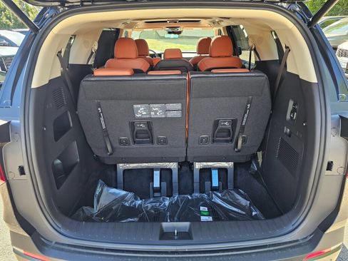 New 2026 Kia Carnival SX Prestige FWD image 26