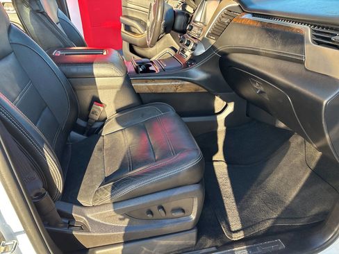 Used 2016 GMC Yukon Denali w/ Open Road Package image 38