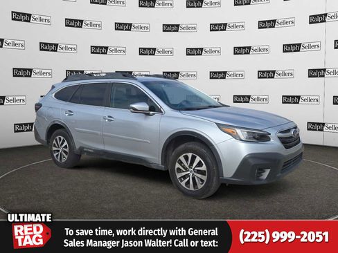 Used 2020 Subaru Outback Premium image 1