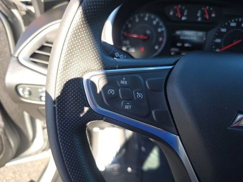 Used 2022 Chevrolet Malibu LT image 28