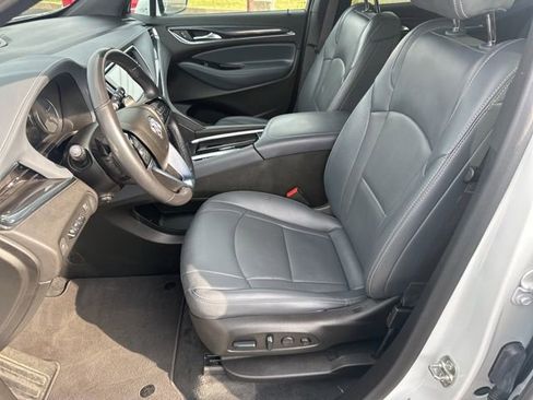 Used 2024 Buick Enclave Premium image 12