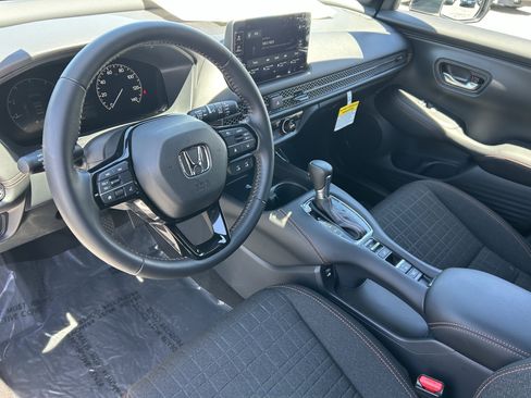 Certified 2026 Honda HR-V Sport image 22