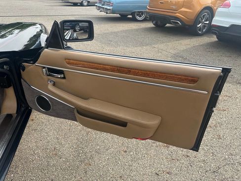Used 1990 Jaguar XJS V12 Convertible image 20
