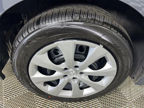 New 2025 Toyota Corolla LE image 17