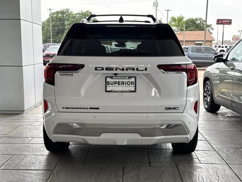 New 2026 GMC Terrain Denali w/ LPO, Black Badging Package AWD/4WD image 3