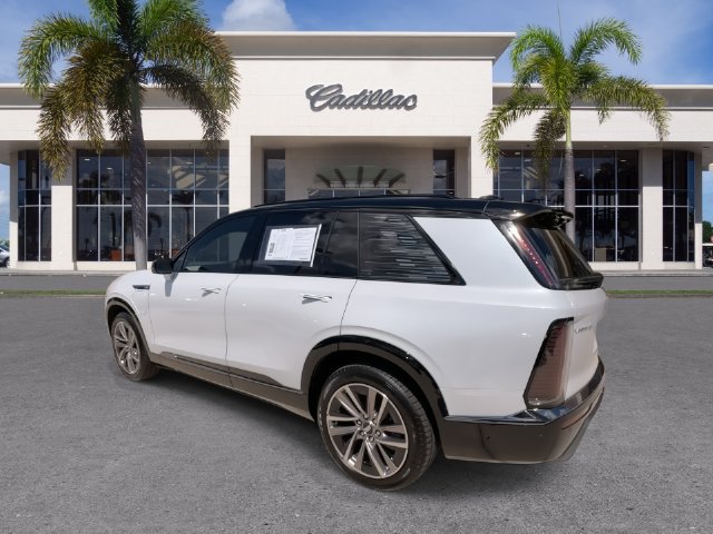 Certified 2026 Cadillac Vistiq Sport AWD/4WD image 10