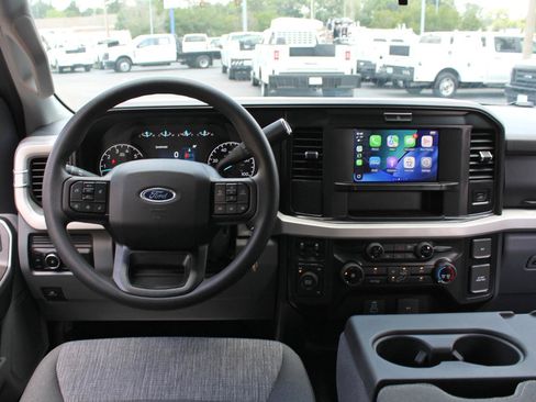 Used 2025 Ford F350 XLT AWD/4WD image 44