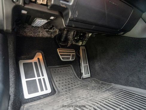 Used 2025 Lexus IS 500 w/ F-Sport Performance RWD image 40