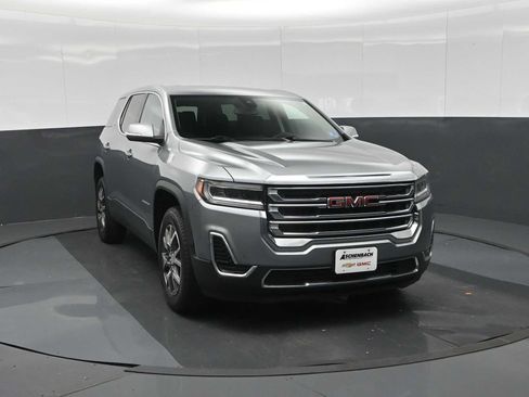 Used 2023 GMC Acadia SLE AWD/4WD image 3