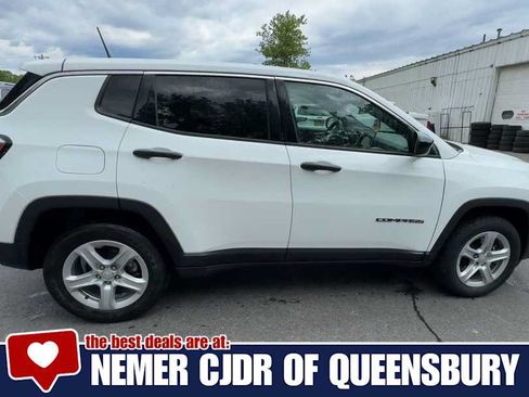 Used 2024 Jeep Compass Sport AWD/4WD image 9