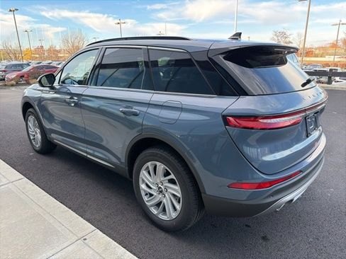 New 2026 Lincoln Corsair Premiere image 5