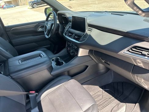 Used 2024 Chevrolet Tahoe LT w/ LT Signature Package AWD/4WD image 28