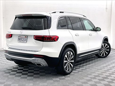 Certified 2022 Mercedes-Benz GLB 250 image 11