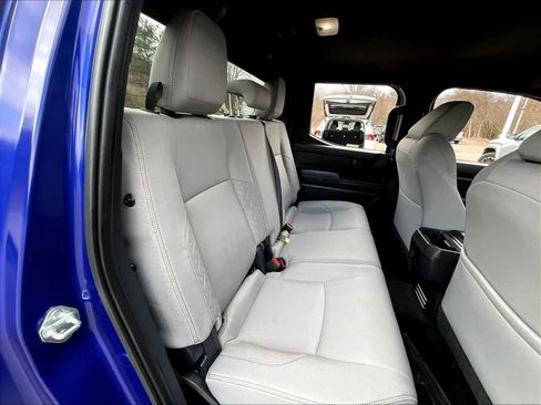 Certified 2025 Toyota Tacoma SR5 image 16