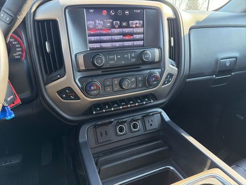 Used 2016 GMC Sierra 1500 Denali w/ Denali Ultimate Package image 16