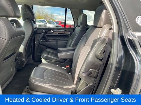 Used 2017 Buick Enclave Premium image 18