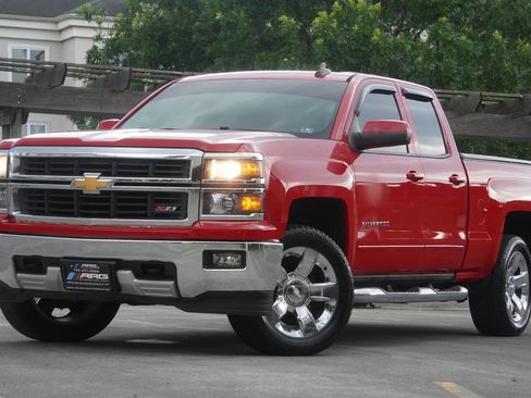 Used 2015 Chevrolet Silverado 1500 LT w/ All Star Edition AWD/4WD image 4