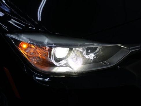 Used 2014 BMW 335i xDrive Sedan AWD/4WD image 26